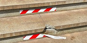 В Оренбурге все еще не восстановили спуск к Уралу после акта вандализма