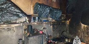 На пожаре в Оренбургской области, который возник из-за курения, погиб 60-летний мужчина