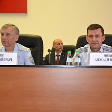 Александр Вохмянин справа