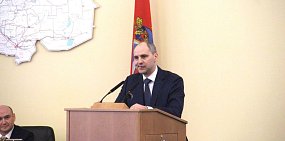 «Волнуюсь. Спасибо. Все»: Эмоциональная прощальная речь Дениса Паслера на вступлении в должность нового главы Оренбургской области