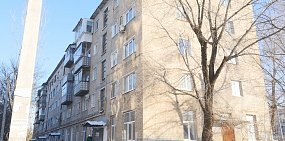 Жители аварийных домов в Оренбурге пришли на прием к губернатору с требованием о расселении