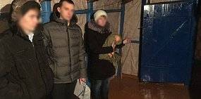 Молодая мать из села Нижние Кузлы показала, как убивала своего новорожденного ребенка (18+)