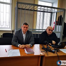 Евгений Арапов и его адвокат Игорь Рева