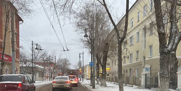 Ул. 8 марта в Оренбурге 13.12.2025