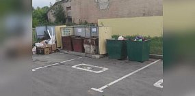 Соцсети: В Оренбурге места для инвалидов выделили на помойке
