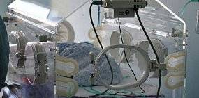 В Орске женщина родила недоношенного ребенка дома и не подпускала к нему врачей