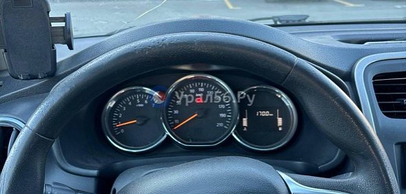 В Оренбургской области мужчина угнал и поджег два автомобиля, а перед этим уничтожил документы