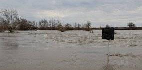 На дорогах Оренбургской области из-за паводка ограничат движение