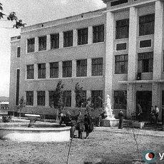 Школа №8, построенная в 1936 году