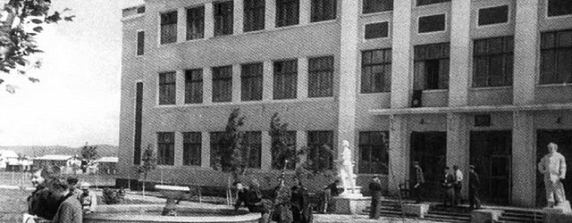 Школа №8, построенная в 1936 году