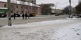 Предпринимателя Орска обязали очистить площадь Васнецова от построек. Но остался мусор и хлам