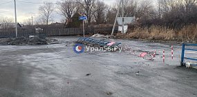 Ранее затопленная парковочная зона магазина «Лента»