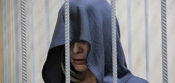 Суд отправил министра архитектуры Оренбургской области под домашний арест: мнения обвинения, защиты и обвиняемой 