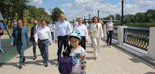 Министр строительства и ЖКХ РФ: Надеюсь, мнение людей в Оренбургской области будет учтено при реализации проектов