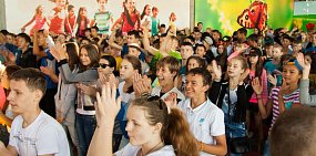 В детском лагере. Фото из архива