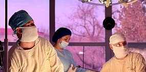 Во время операции. Фото: ГАУЗ «ГБ» г. Орска 