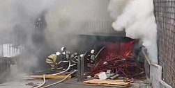 Спасение крановщика и черное небо над городом: В Новотроицке утром произошел крупный пожар на стройке многоэтажек
