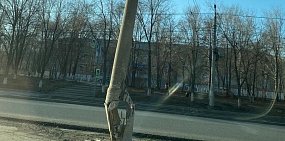 В Орске возле ЗАГСа может рухнуть электроопора