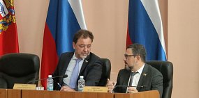 Алексей Кузьмин в президиуме горсовета прошлого созыва. Фото из архива