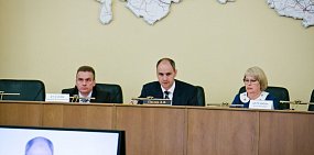 СМИ не позвали на встречу Дениса Паслера с депутатами горсовета. Что упустили журналисты?