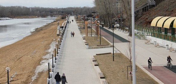 В Оренбурге планируют обновить западную набережную Урала: посадить 52 дерева и устроить газон