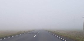 На трассе Оренбург - Орск местами сильный туман