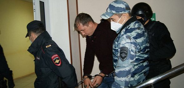 «Он тоже был бы не против ее убить»: Мужчина, подозреваемый в убийстве трех студенток в Гае, изнасиловал ранее еще одну женщину