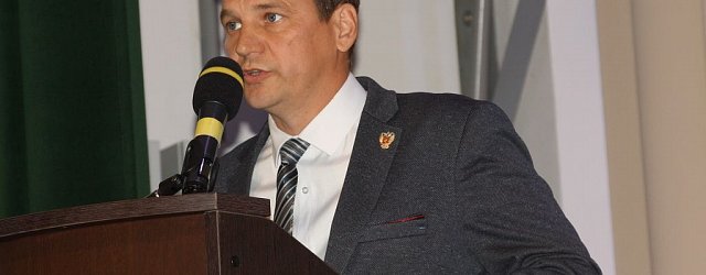 Вячеслав Ращупкин на заседании горсовета