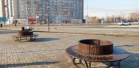 Обновленная территория возле торгового комплекса «Центр». Фото: тг-канал Дениса Меньшикова