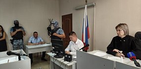 В зале Ленинского районного суда 4 июля