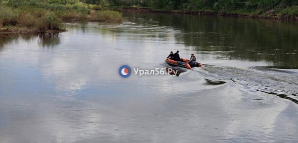 Поиски утонувшего человека. Фото из архива 