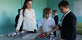 Школы Медногорска пополнились современным оборудованием и мебелью