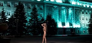 В Оренбурге модель, которая снялась обнаженной на фоне Дома Советов, оштрафовали за мелкое хулиганство