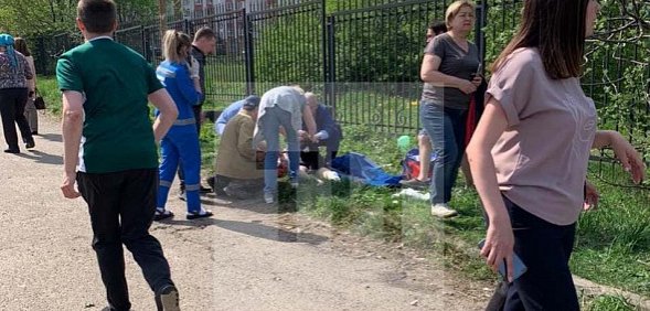 7 детей и 2 взрослых погибли во время стрельбы в школе Казани (видео)