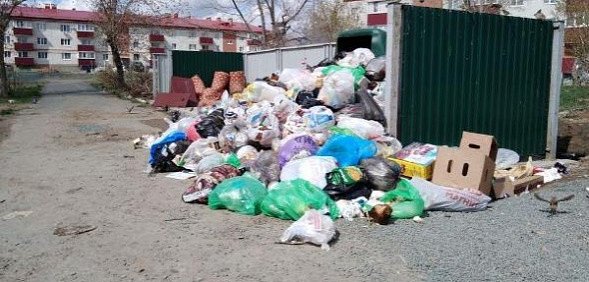 Мусорная площадка в Орске