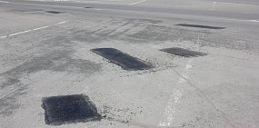 Администрация Оренбурга выбрала подрядчика, который проведет ямочный ремонт за 7 млн рублей