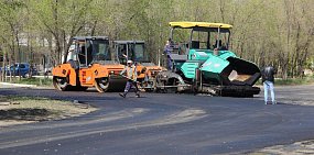 В мороз асфальт в Орске будут укладывать с помощью специальной машины