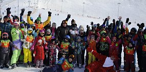 На горнолыжной базе «Гребени» прошли соревнования «Гребени-тандем-2021» для лыжников и сноубордистов с детьми