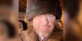 Шеф-повар Константин Ивлев поделился с жителями Оренбурга рецептом маринада для креветок 