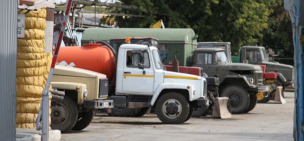 В Орске директор ЖКС-2 прокомментировал ситуацию с муниципальной техникой и судом