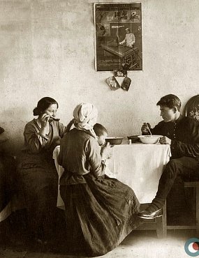 «Запретить женам рабочих мыть полы в бараках!» Чего орчане требовали от депутатов в 1937 году?
