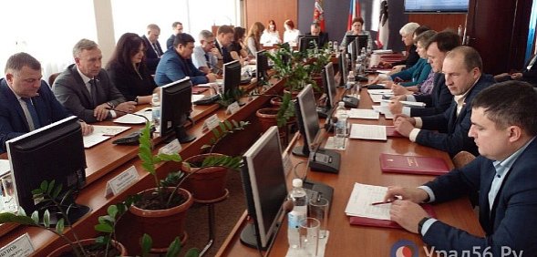 Новые коммунисты против старых: В Орске на некоторых кандидатов в депутаты от партии КПРФ подали иски в суд