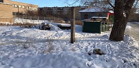 На ликвидацию свалки между школой и детсадом коммунальщикам Орска дали неделю