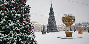 В Оренбурге новогодний городок на площади им. Ленина будет работать до 25 января