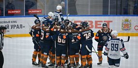 «Кто больше хотел выиграть, тот и выиграл»: ХК «Южный Урал» проиграл матч главному аутсайдеру турнирной таблицы