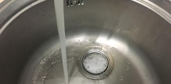 Многоэтажные дома 2-го участка Орска живут без стабильной холодной воды уже вторую неделю