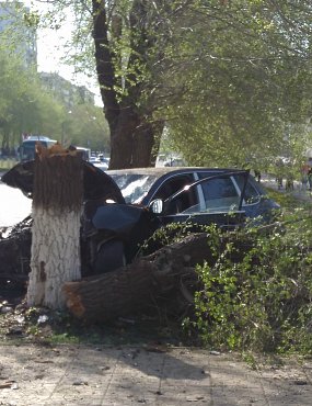В Оренбурге в ДТП погибла 16-летняя девушка