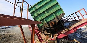 На ММСК ускорили разгрузку сырья