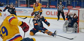 ХК  «Южный Урал» вырвал победу у одного из лидеров чемпионата - ХК  «Химик»