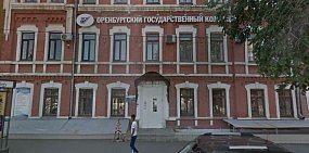 В Оренбурге студентов за опоздания заставляли мыть полы